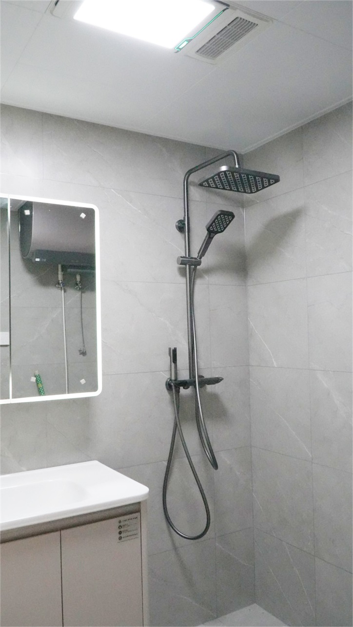 包頭91平完工戶型，現(xiàn)代風(fēng)的清爽感真舒適！