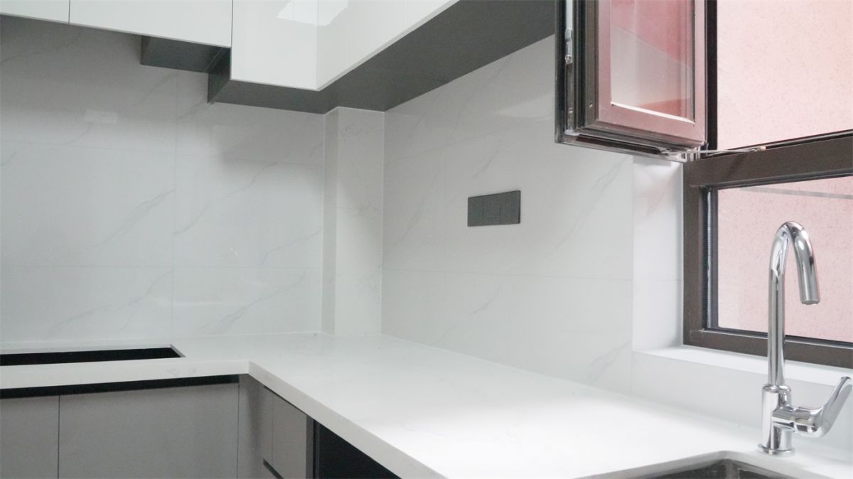 簡單明亮的裝修，首選現代風搭配！