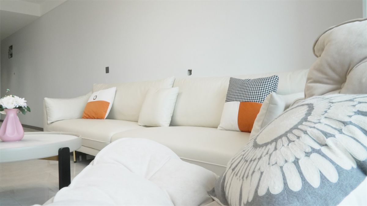 簡單明亮的裝修，首選現代風搭配！