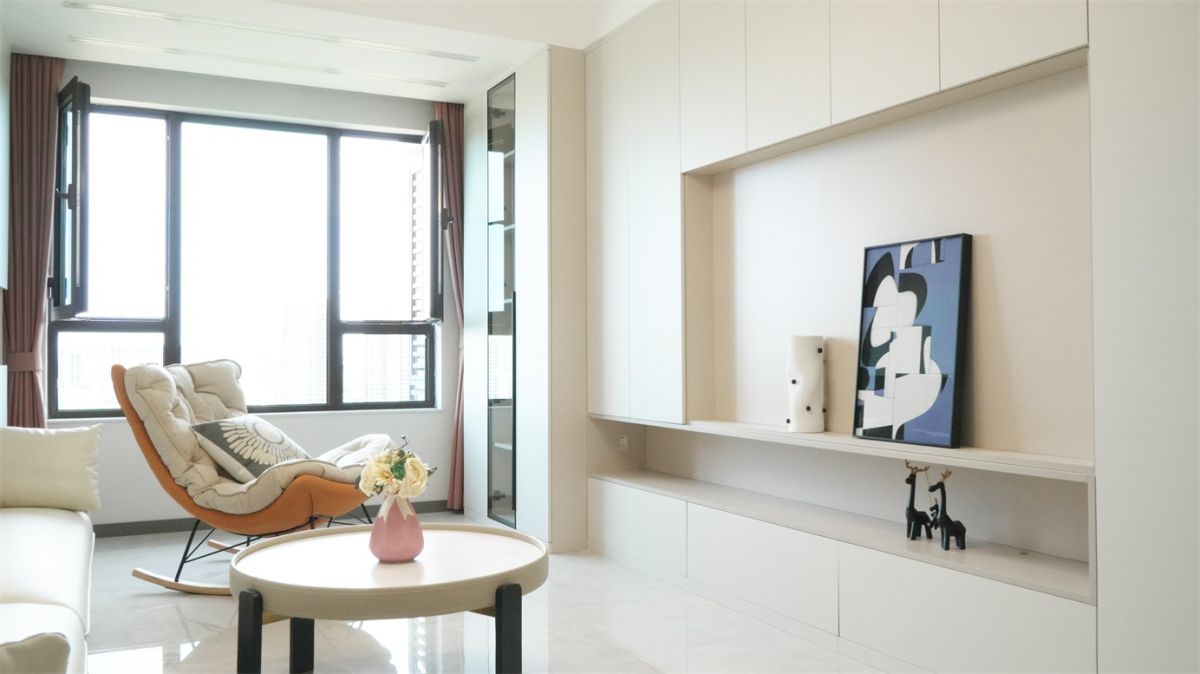 簡單明亮的裝修，首選現代風搭配！